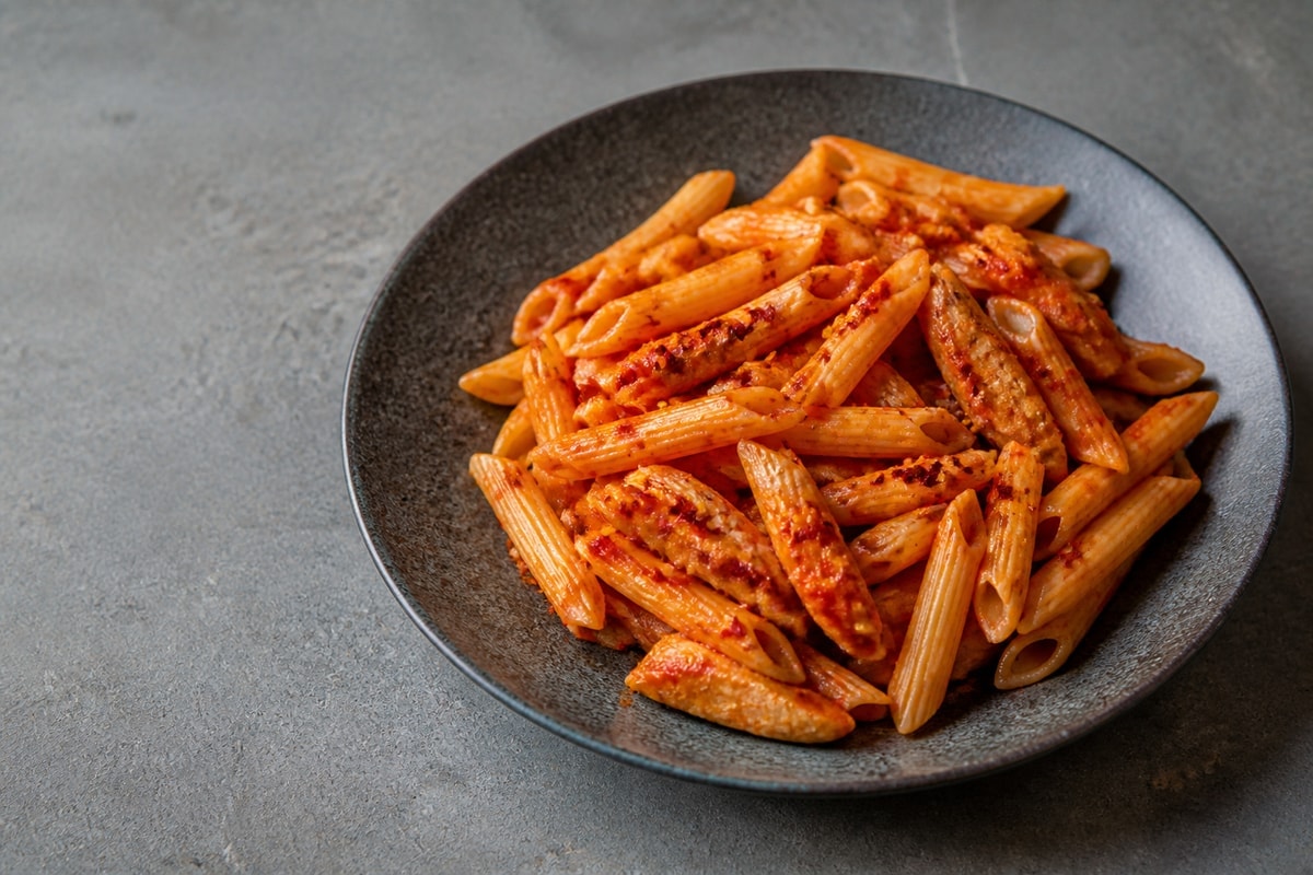 Chicken arrabbiata pasta with spicy tomato sauce